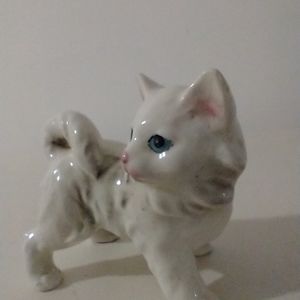 White Kitty Japan Vintage
